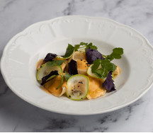 Пельмени с судаком в соусе том-ям