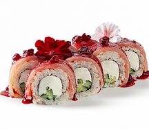 Тунец с ягодами