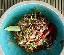 Wok с телятиной