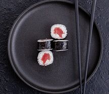 Хосомаки с тунцом