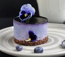 Чизкейк с ежевикой