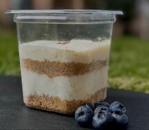 Десерт Медовик в стакане