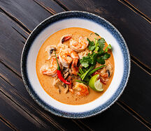 Том ям с креветками