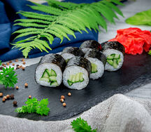 Мини-ролл с огурцом