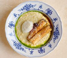 Пшенная каша с яйцом пашот и грибами еринги