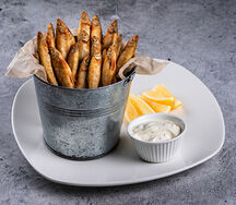 Вагасаки с чесночным соусом