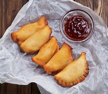 Чебуреки с ветчиной и сыром