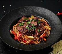 Wok с говядиной