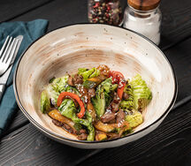 Салат Итальянский теплый с говяжьей вырезкой и овощами