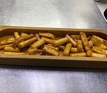 Жареный Чечил с соусом