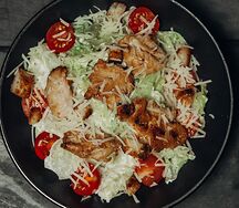 Цезарь с курицей