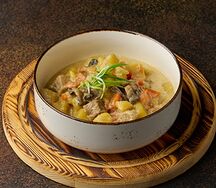 Жаркое из свинины со сметаной