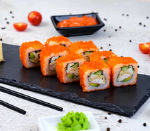 Ролл Калифорния с крабом