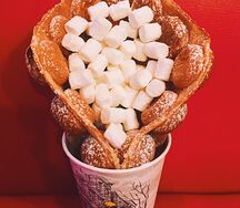 Вафля с о сгущенкой и маршмеллоу