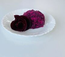 Свекла с черносливом и грецким орехом