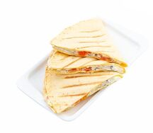 Кесадилья с грибами и сыром