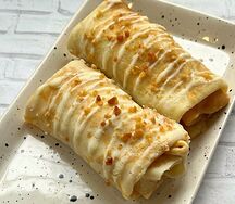 Блинчики с бананом и арахисовой пастой