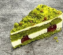 Пирожное Малина-фисташка