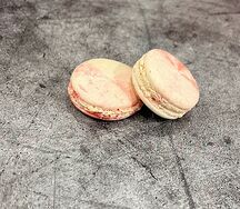 Макарун Малиновый чизкейк