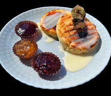 Сырники со сгущенкой или ягодным джемом