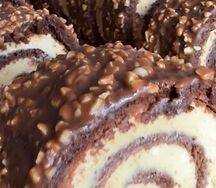 Рулет Сникерс