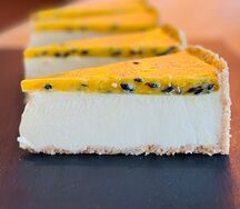 Чизкейк Манго-маракуйя