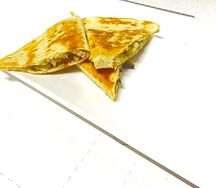 Кесадилья с курицей 