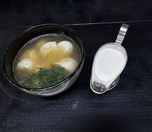 Пельмени с бульоном