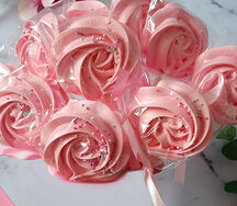 Безе на палочке розовое