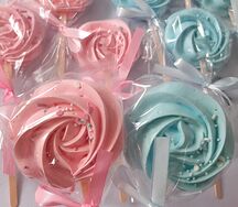 Безе на палочке розовое и голубое