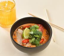 Том ям с курицей и креветкой