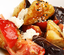 Теплый с баклажаном и творожным сыром