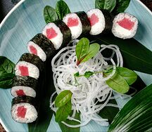 Норимак с тунцом и сыром