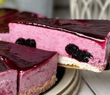 Торт воздушный с черникой