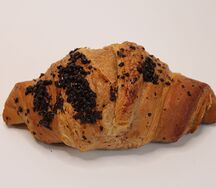 Круассан с шоколадом