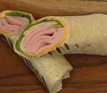 Ролл с ветчиной и сыром