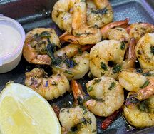 Сочные жареные креветки с соусом Айоли