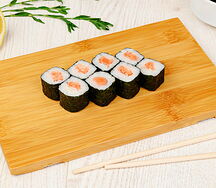 Хосомаки с лососем