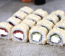 Фреш ролл с помидором