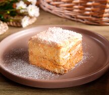 Наполеон с солёной карамелью