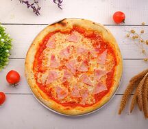 Пицца с ветчиной и сыром