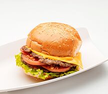 Мясной бургер кимчи 