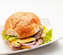 Мясной бургер с рваной говядиной