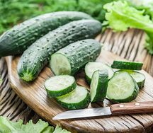 Свежие бакинские огурцы