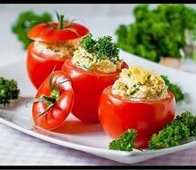 Помидор фаршированный сыром