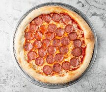 Пицца Много пепперони