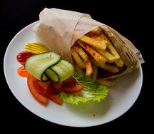 Гиро в булочке Большой
