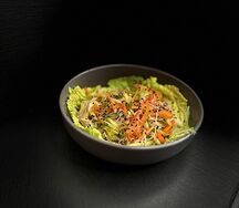 Салат с фунчозой