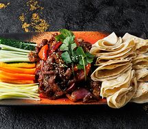 Нежное мясо молодого ягненка по-пекински