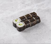 Классический ролл с огурцом